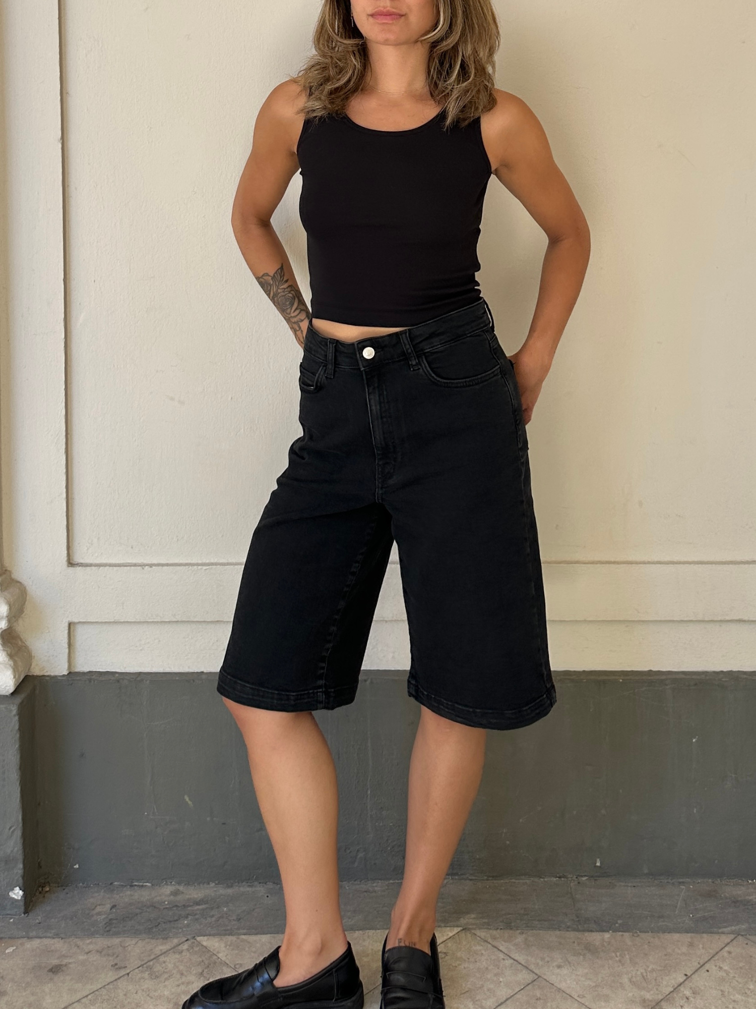 Basic Apparel Ea Black Shorts Shorts 001 Black